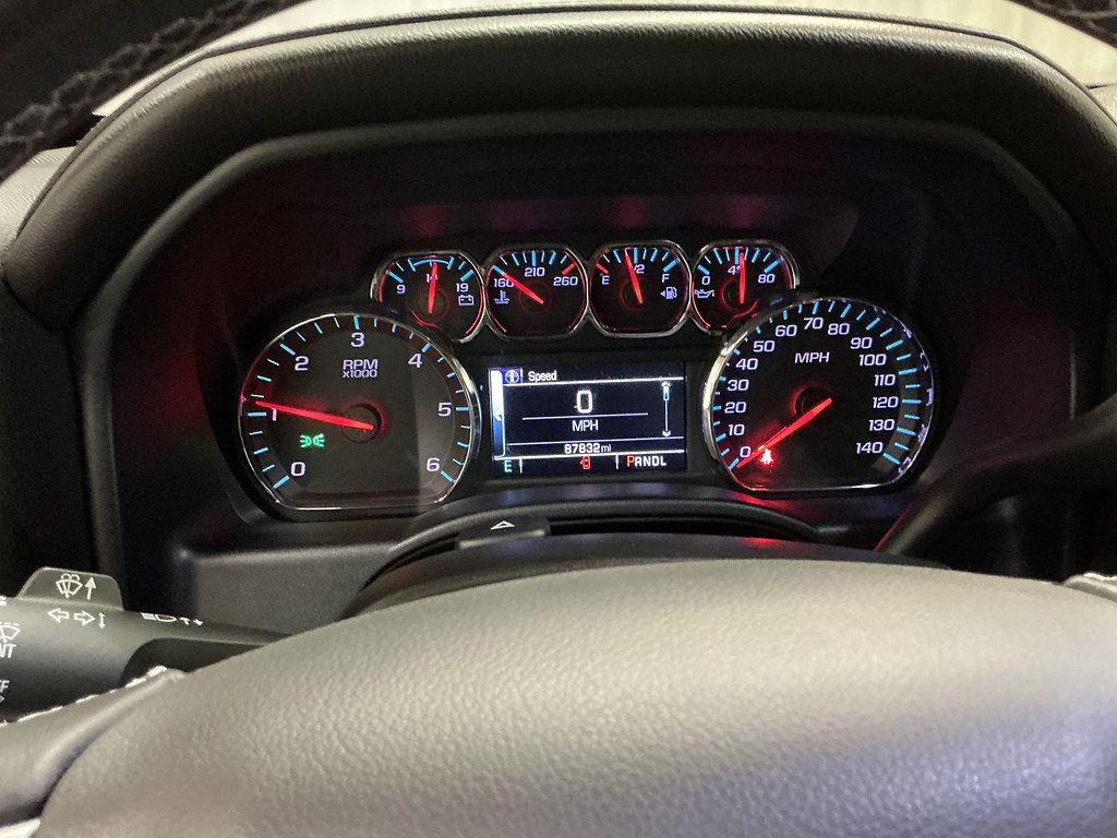 Used 2017 GMC Sierra 1500 SLT w/ SLT Premium Package AWD/4WD image 12
