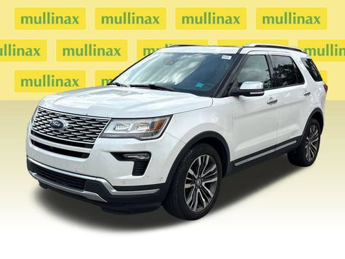 Used 2018 Ford Explorer Platinum AWD/4WD image 15