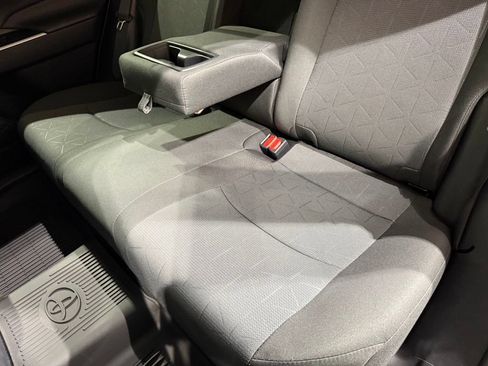 Certified 2025 Toyota RAV4 XLE AWD/4WD image 19