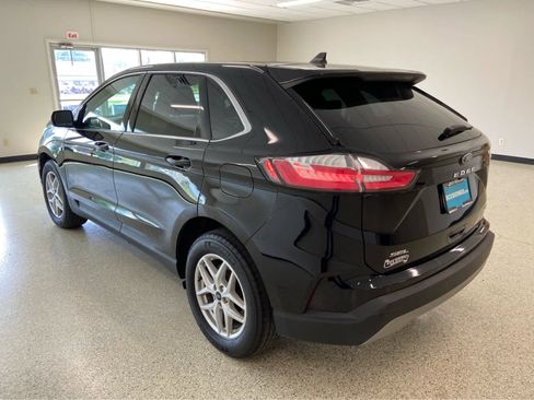 Used 2023 Ford Edge SEL w/ Convenience Package image 12