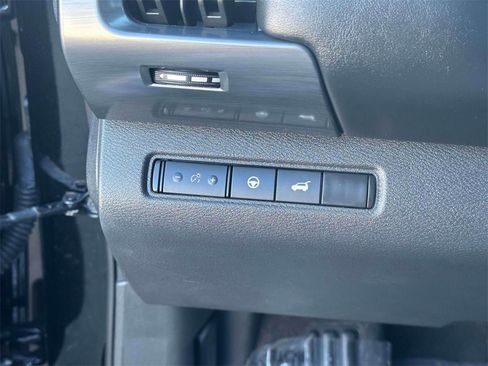 Certified 2023 Nissan Pathfinder SL image 21