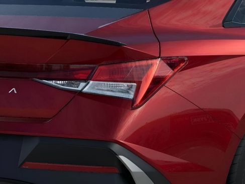 New 2026 Hyundai Elantra SEL Sport Premium FWD image 10