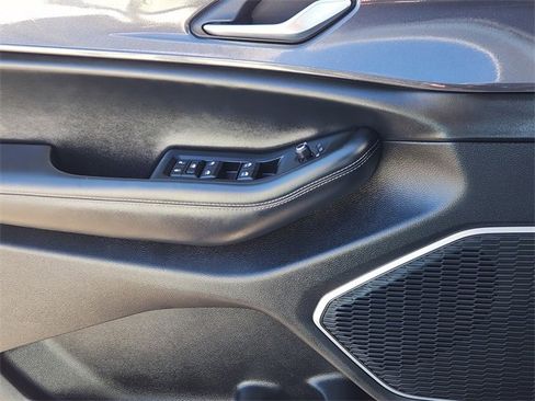 Used 2021 Jeep Grand Cherokee L Laredo image 24