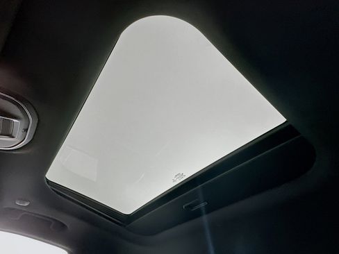 Used 2023 Jeep Grand Cherokee Altitude image 25