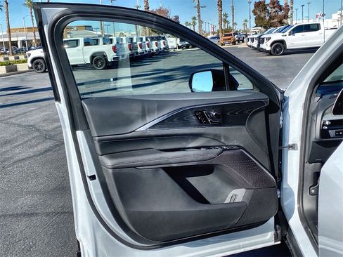 New 2026 Cadillac Lyriq Sport image 21