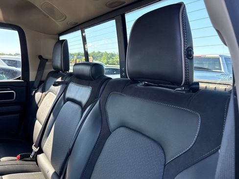Used 2020 RAM 1500 Laramie AWD/4WD image 10