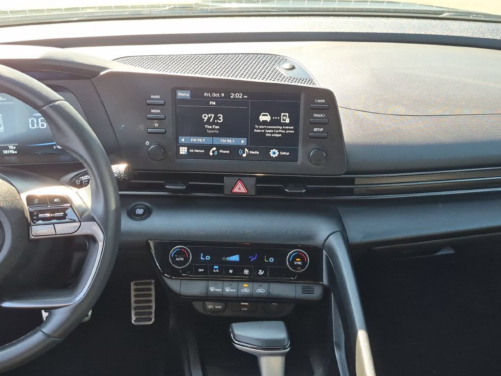 Used 2026 Hyundai Elantra Sport FWD image 19