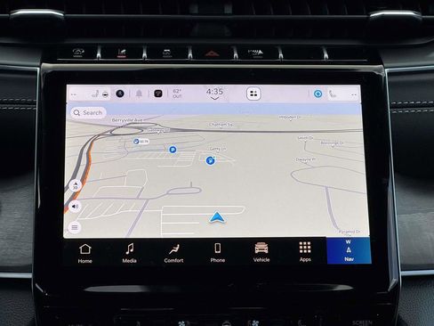 New 2025 Jeep Grand Cherokee Limited w/ Luxury Tech Group II AWD/4WD image 4