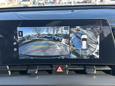 Used 2024 Kia Sportage SX image 25