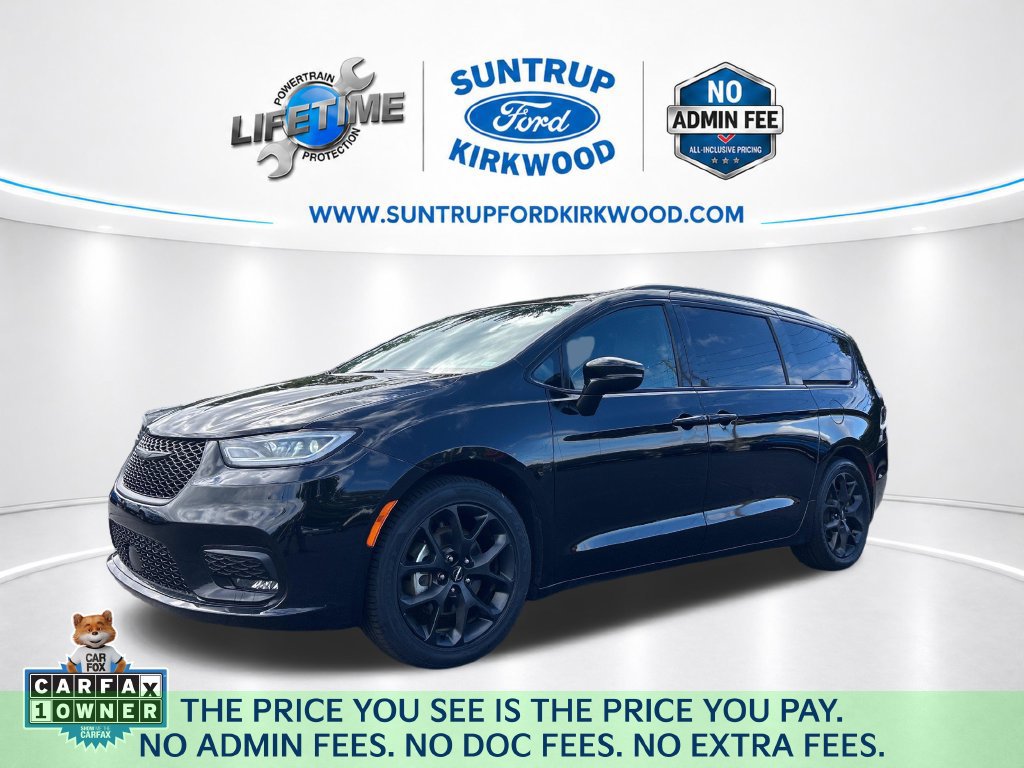 Used 2025 Chrysler Pacifica Limited FWD 360° Tour