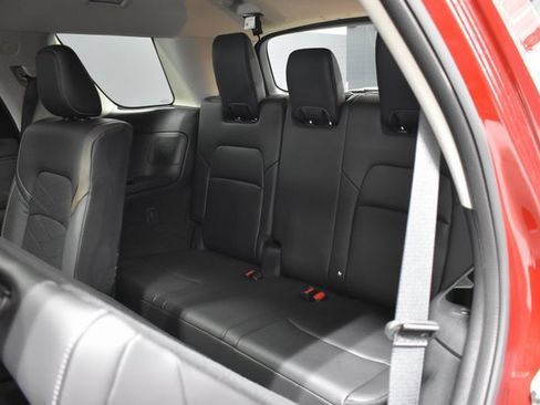 Certified 2024 Nissan Pathfinder Platinum w/ Cargo Package image 37