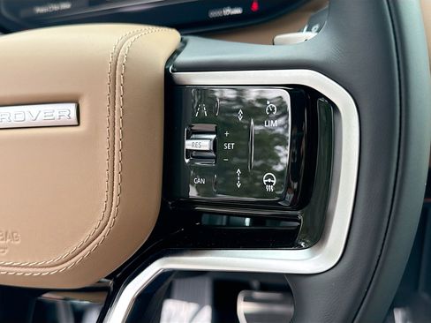 New 2026 Land Rover Range Rover Sport SE image 38