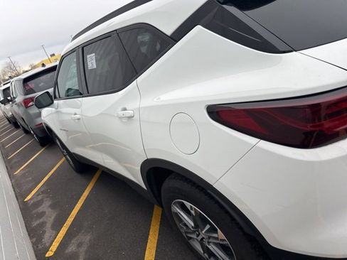 Used 2024 Chevrolet Blazer LT w/ Convenience Package image 8