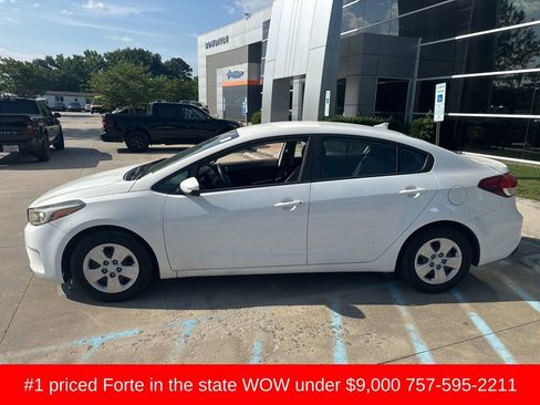 Used 2018 Kia Forte LX FWD image 8