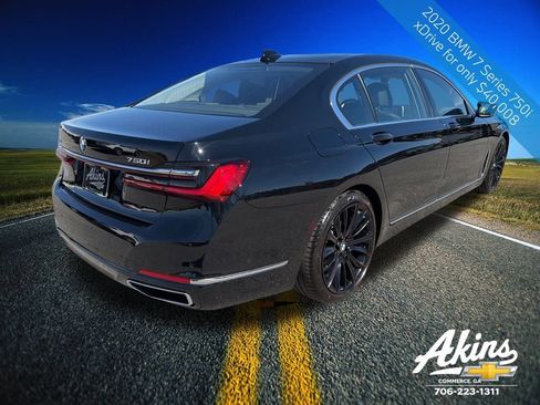 Used 2020 BMW 750i xDrive w/ Executive Package image 7