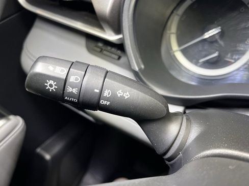 Certified 2021 Toyota Highlander XLE image 26