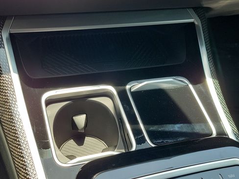 Certified 2023 BMW i7 xDrive60 AWD/4WD image 23