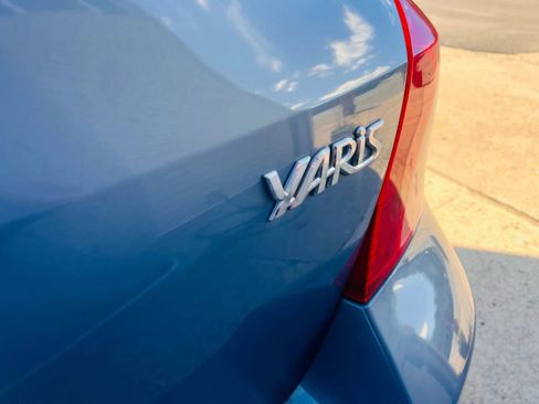 Used 2008 Toyota Yaris 2-Door Hatchback image 12