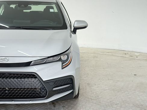 Used 2022 Toyota Corolla SE image 11