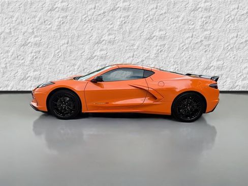 Used 2023 Chevrolet Corvette Stingray Premium Cpe w/ Z51 Performance Package RWD image 6