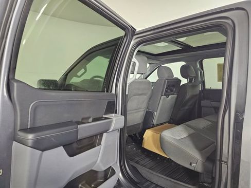 Used 2021 Ford F150 XLT w/ Equipment Group 302A High image 19