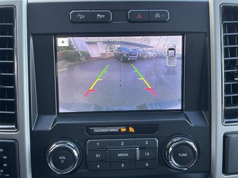 Used 2019 Ford F150 Lariat image 15