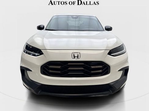 Used 2023 Honda HR-V Sport image 3