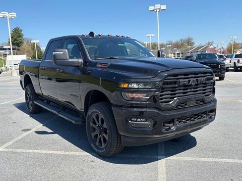New 2026 RAM 2500 Big Horn AWD/4WD image 2