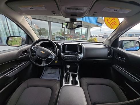 Used 2022 Chevrolet Colorado LT AWD/4WD image 15