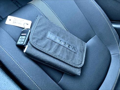 Used 2019 Honda Civic EX image 14