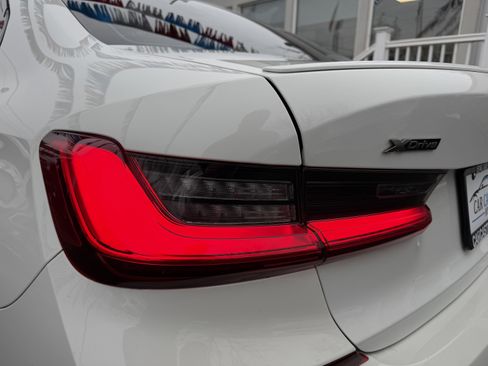 Used 2021 BMW M340i xDrive M340i xDrive w/ Executive Package image 16