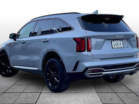 Used 2022 Kia Sorento SX FWD image 11
