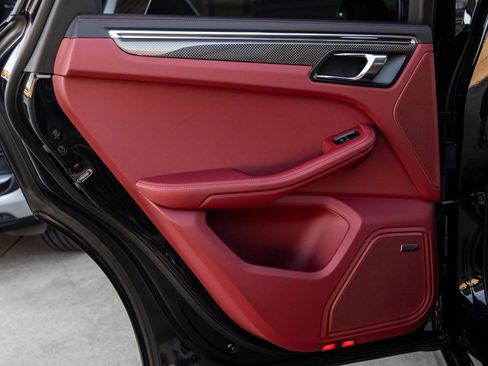 New 2026 Porsche Macan S image 77