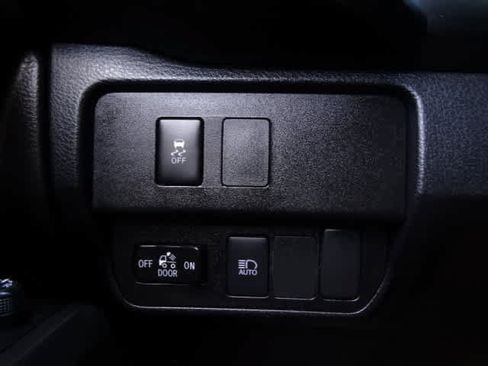 Certified 2023 Toyota Tacoma SR AWD/4WD image 36