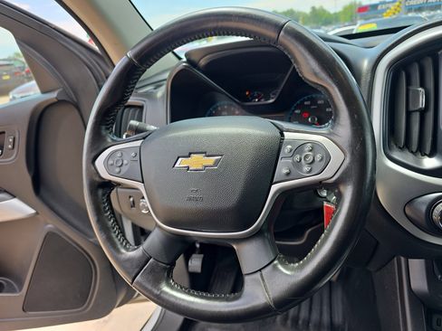 Used 2020 Chevrolet Colorado LT w/ Safety Package image 13