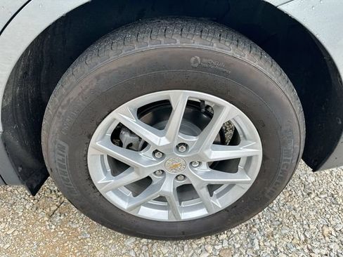 Used 2024 Chevrolet Equinox LT w/ LPO, Floor Liner Package FWD image 48