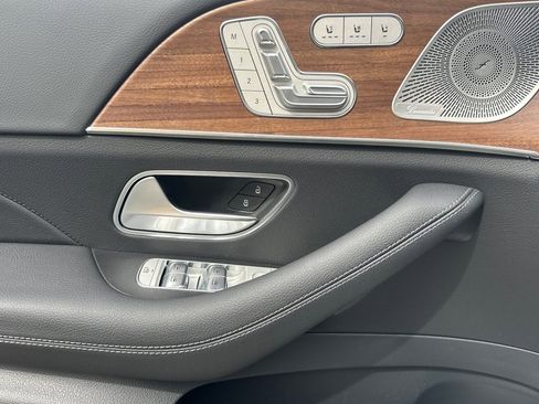 New 2026 Mercedes-Benz GLS 450 4MATIC image 14