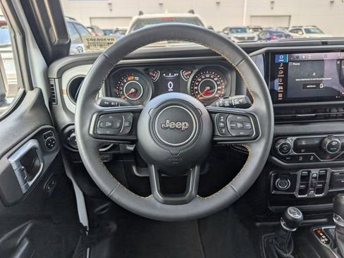 Used 2024 Jeep Wrangler Unlimited Sport AWD/4WD image 23