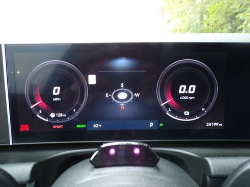Certified 2025 Hyundai Tucson SEL AWD/4WD image 24