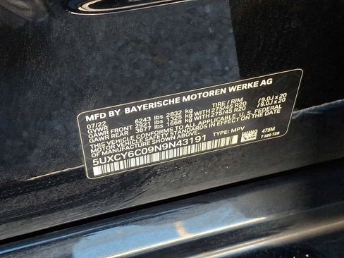 Used 2022 BMW X6 xDrive40i w/ M Sport Package image 29