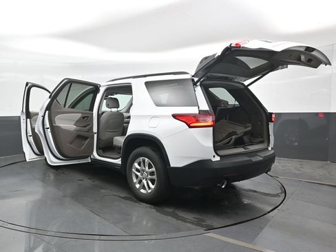Used 2021 Chevrolet Traverse LT w/ LPO, Floor Liner Package AWD/4WD image 50