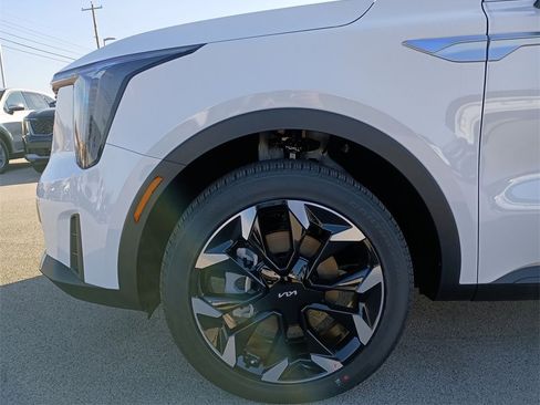 New 2026 Kia Sorento EX image 16