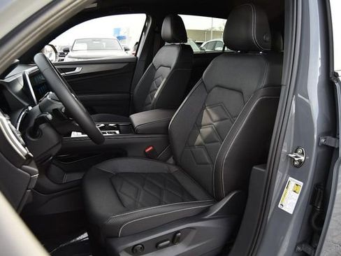 New 2026 Volkswagen Atlas Cross Sport SE image 19