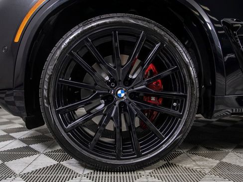 Used 2025 BMW X5 M60i w/ Executive Package image 17