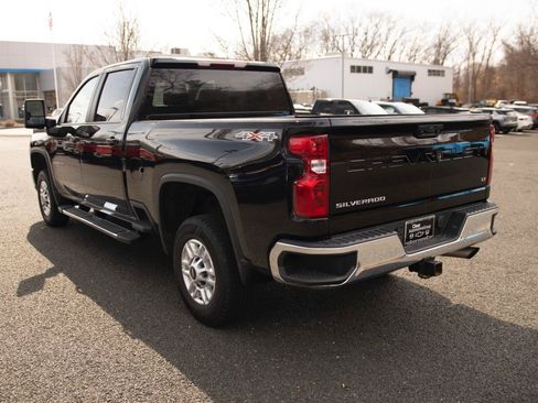 Used 2025 Chevrolet Silverado 2500 LT w/ Convenience Package AWD/4WD image 19
