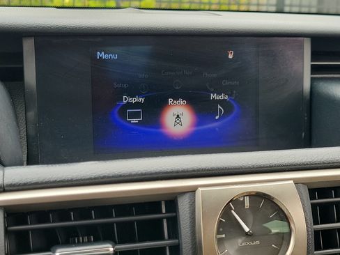Used 2017 Lexus IS 200t RWD image 23