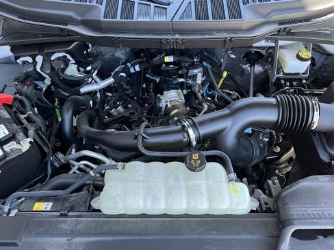 Used 2023 Ford F150 XLT w/ XTR Package image 30