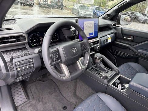 New 2026 Toyota 4Runner 4WD image 12