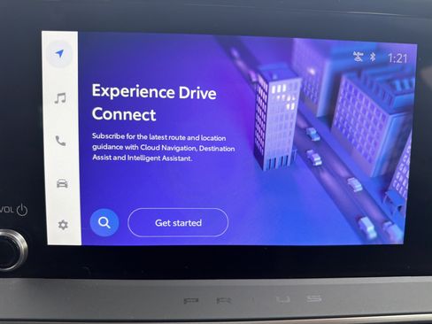 Used 2025 Toyota Prius LE image 27