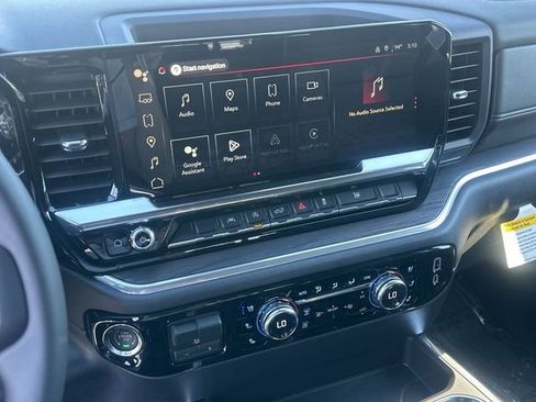 New 2026 GMC Sierra 1500 SLT w/ SLT Premium Package AWD/4WD image 11